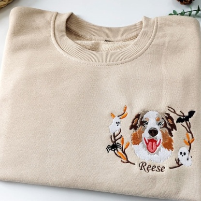 🎃🐾Custom Embroidered Halloween Dog Sweatshirt from Your Photo with Wreath | Halloween Gift