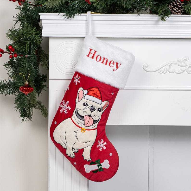 Personalized Velvet Pet Christmas Stockings with Embroidered Name – Family Holiday Decoration