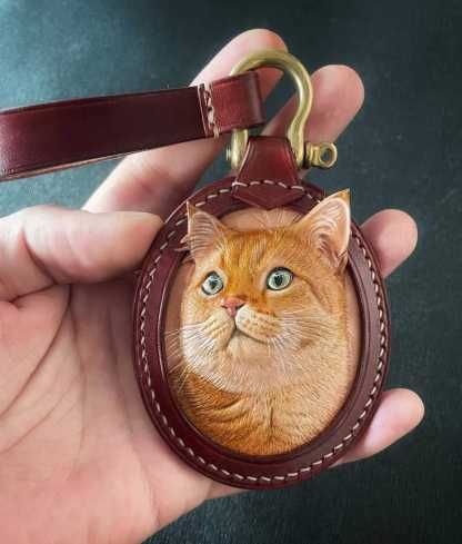 Custom Oval Design 3D Leather Carving&Painting Pet Engraving Keychain, Memorial Personalized Gift 
