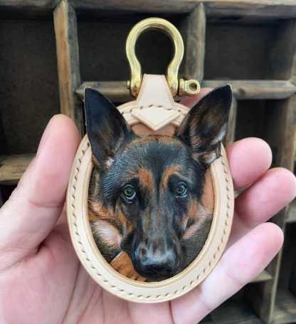 Custom Oval Design 3D Leather Carving&Painting Pet Engraving Keychain, Memorial Personalized Gift 