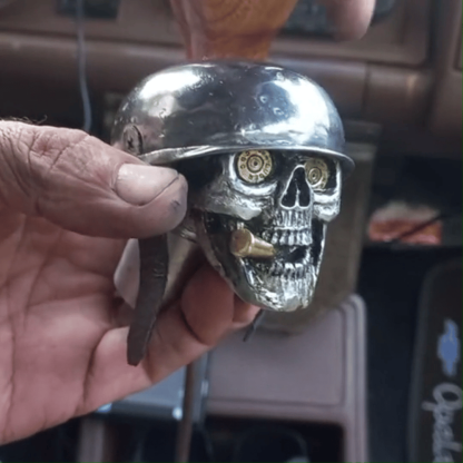 🦅💀Skull Soldier Grip - Handcrafted Gear Knob