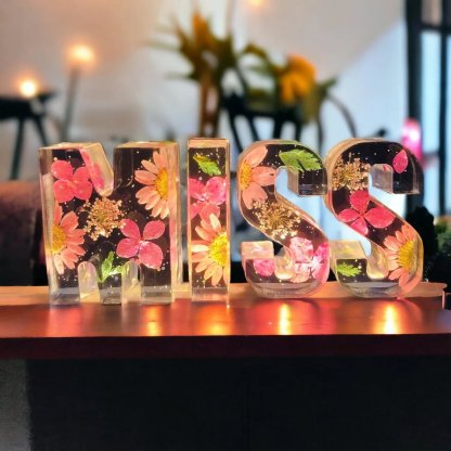 🌸Ręcznie robiona lampa nocna z żywicy kwiatowej