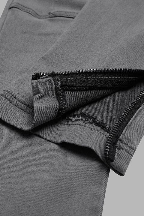 Solid Slant Pocket Zip Side Seam Detail Skinny Jeans