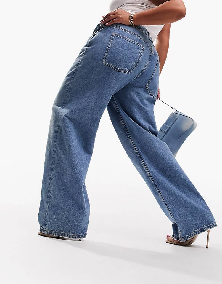 Curve baggy boyfriend jeans in mid blue