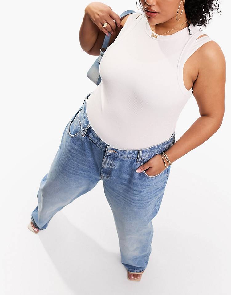 Curve baggy boyfriend jeans in mid blue