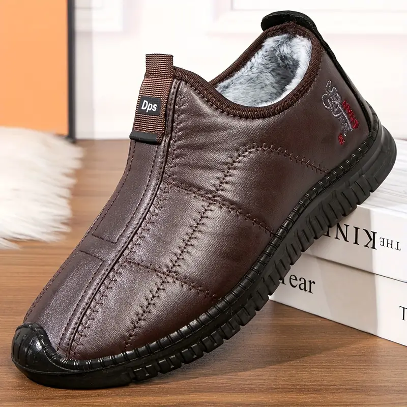 🔥On This Week Sale 70% OFF🔥 Men's Winter Warm Fleece-Lined Slip-On Walking Shoes - Non-Slip, Thick Sole for Comfort, Casual Style in Solid Colors  - W011