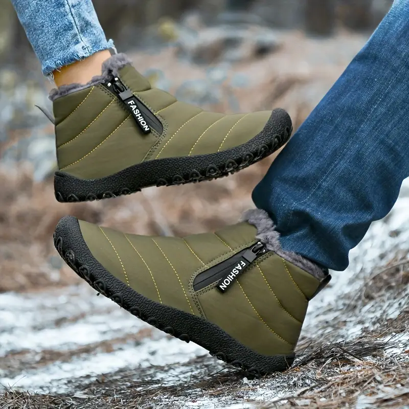 🔥Last Day Promotion 70% OFF 🎁 Cozy Fleece-Lined Men's Winter Snow Boots - Easy Zip, Non-Slip Ankle Protection for Outdoor Trekking