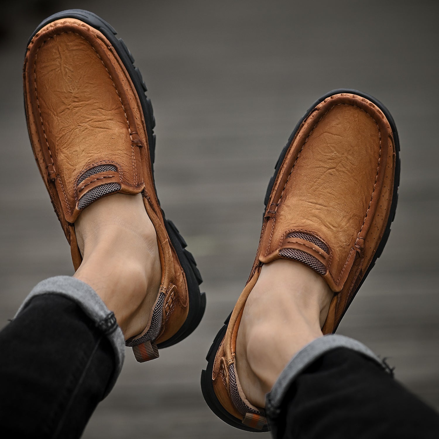 Men’s Casual Leather Shoes Breathable Loafers Lightweight Men Driving Shoes Slip On Fashion Boat Shoes Outdoor Non-Slip Comfort