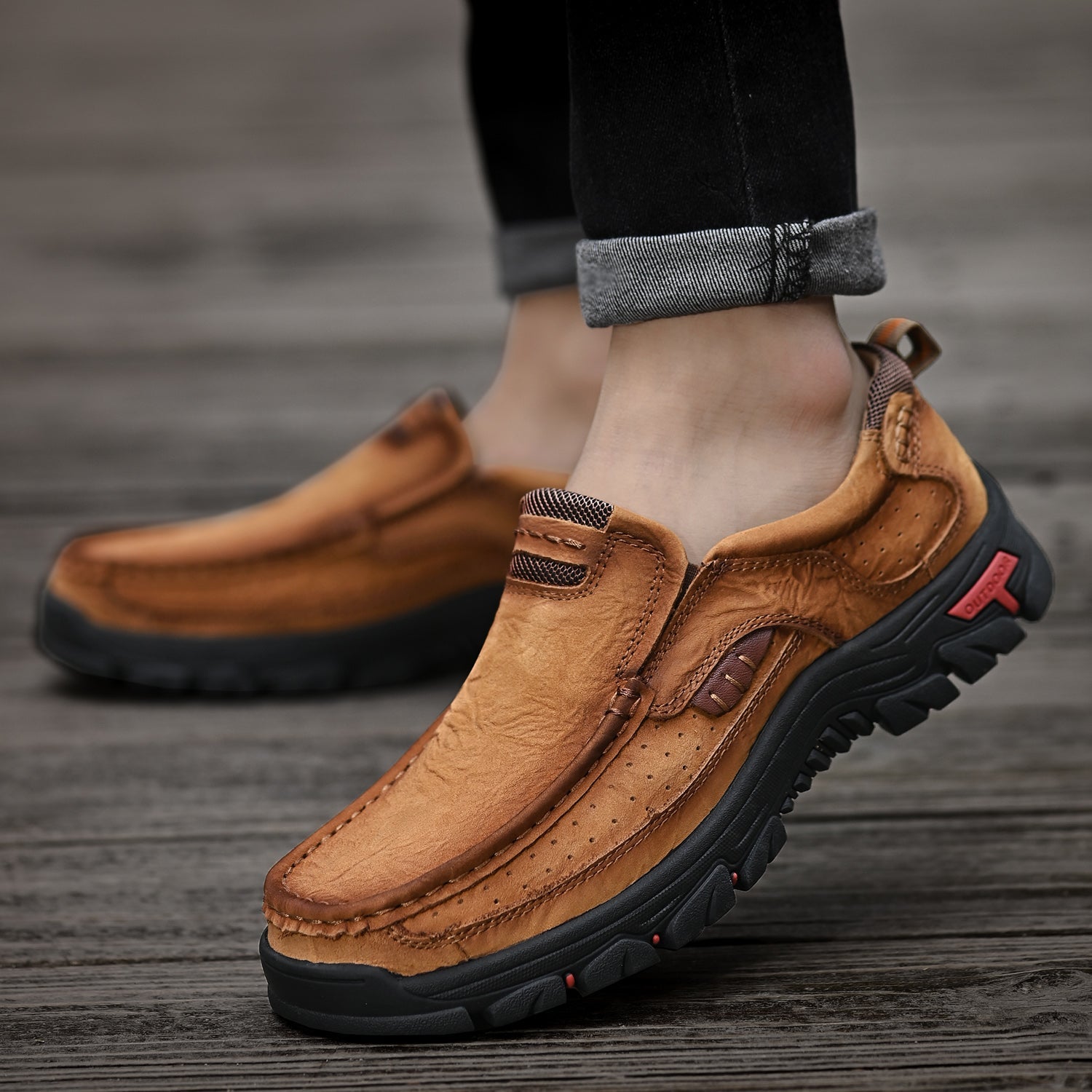 Men’s Casual Leather Shoes Breathable Loafers Lightweight Men Driving Shoes Slip On Fashion Boat Shoes Outdoor Non-Slip Comfort