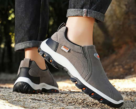 🔥Last Day Promotion 70% OFF 🎁 Men's Lightweight Breathable Non-slip Shoes - 2013
