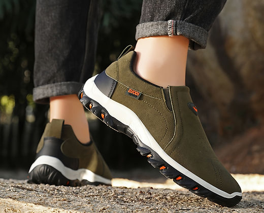 🔥Last Day Promotion 70% OFF 🎁 Men's Lightweight Breathable Non-slip Shoes - 2013