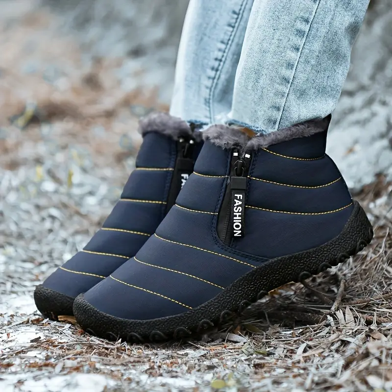 🔥Last Day Promotion 70% OFF 🎁 Cozy Fleece-Lined Men's Winter Snow Boots - Easy Zip, Non-Slip Ankle Protection for Outdoor Trekking