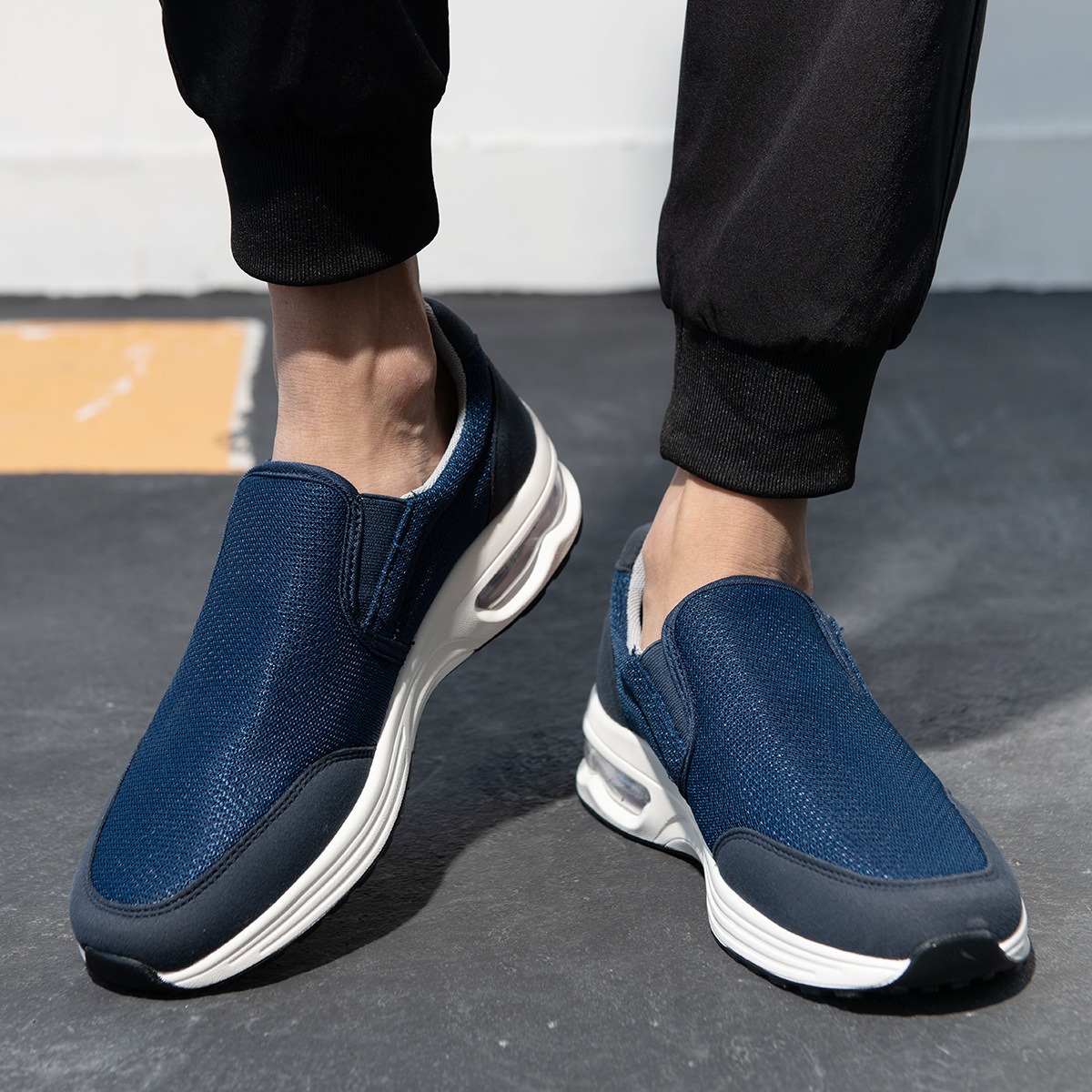 Comfortable air cushion walking shoes 4192