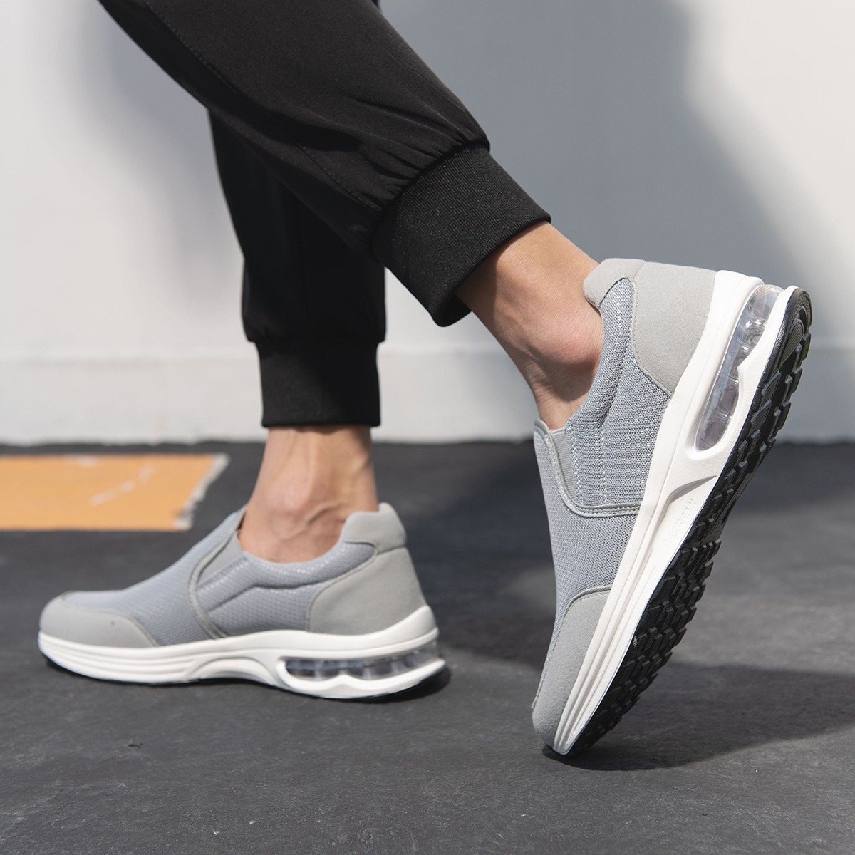 Comfortable air cushion walking shoes 4192