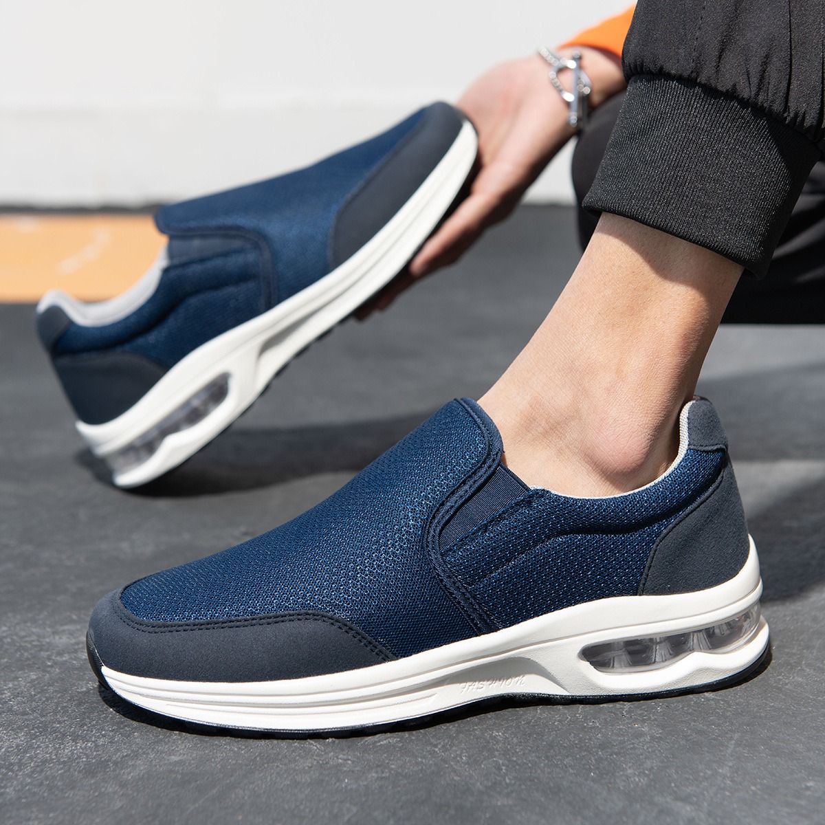 Comfortable air cushion walking shoes 4192