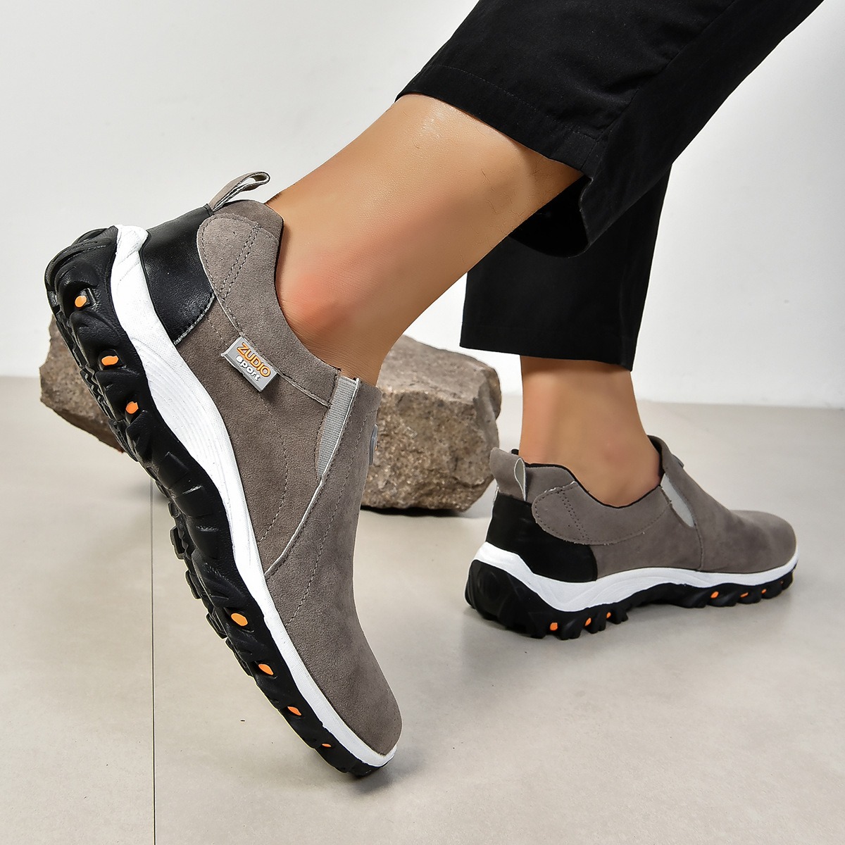 🔥Last Day Promotion 70% OFF 🎁 Men's Lightweight Breathable Non-slip Walking Shoes