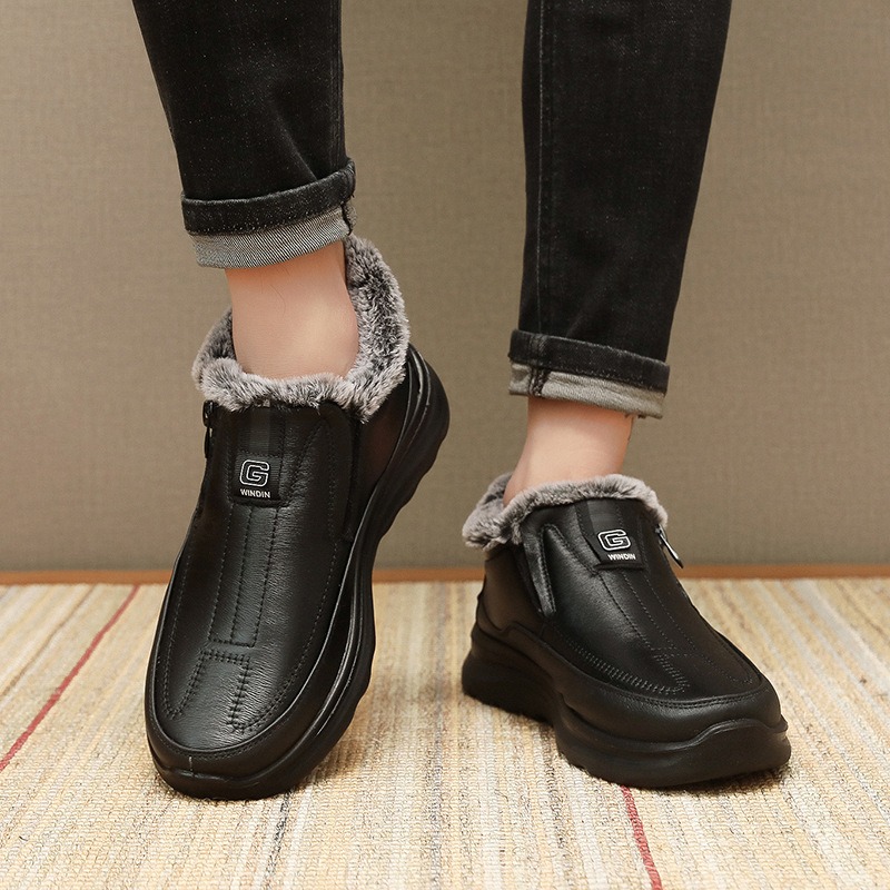 🔥On This Week Sale 70% OFF🔥 Men's Slip-On Snow Boots - Casual Solid Color, All-Season Comfort with Warm Fleece Lining & Non-Slip Rubber Sole - W026