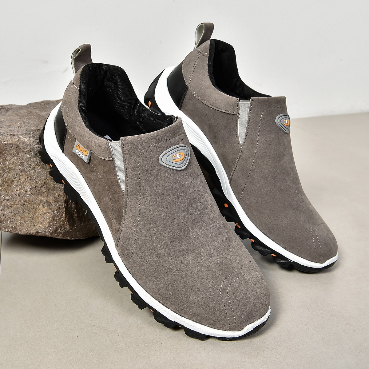 🔥Last Day Promotion 70% OFF 🎁 Men's Lightweight Breathable Non-slip Shoes - 2013