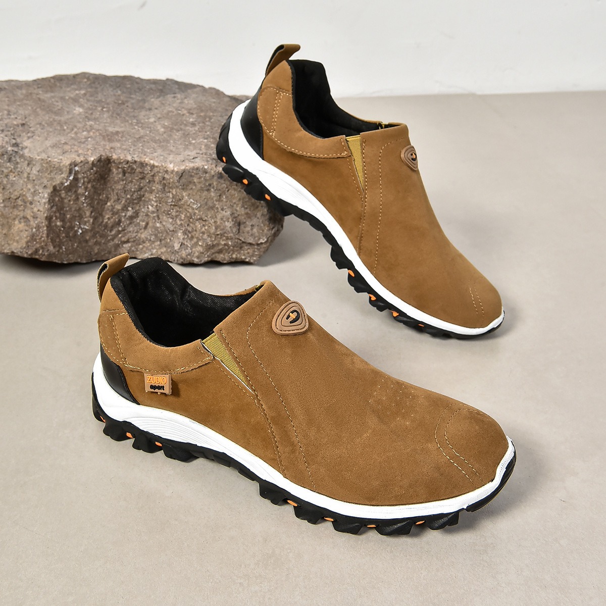 🔥Last Day Promotion 70% OFF 🎁 Men's Lightweight Breathable Non-slip Shoes - 2013