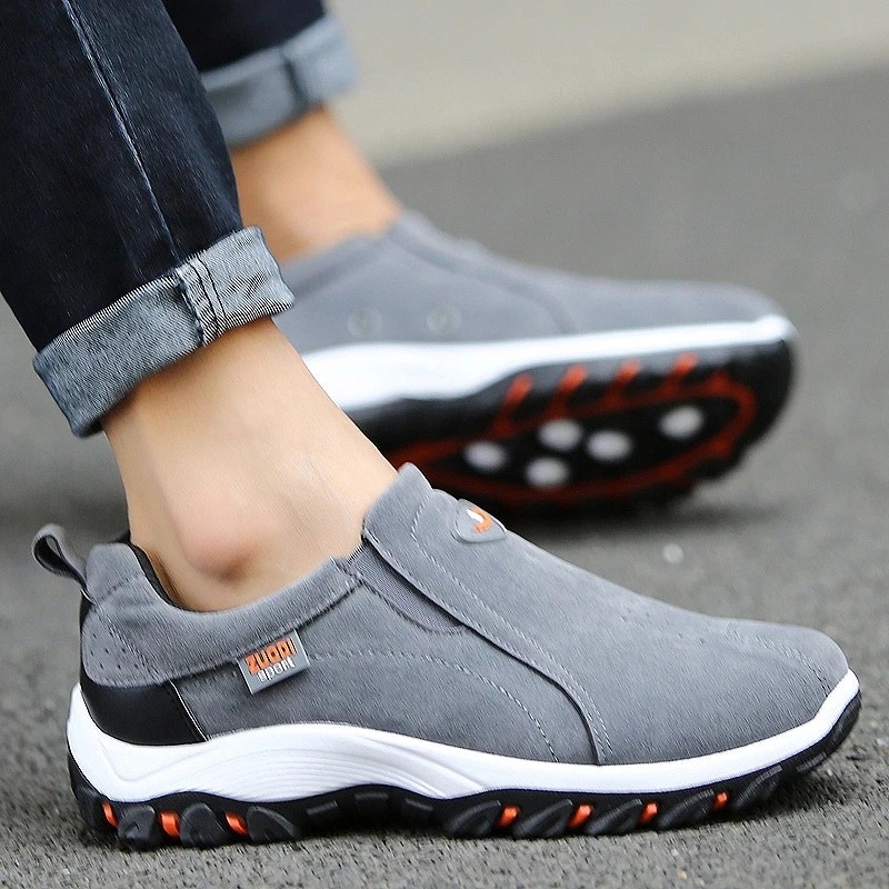 🔥Last Day Promotion 70% OFF 🎁 Men's Lightweight Breathable Non-slip Shoes - 2013