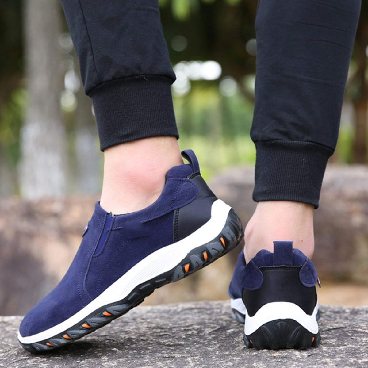 🔥Last Day Promotion 70% OFF 🎁 Men's Lightweight Breathable Non-slip Shoes - 2013
