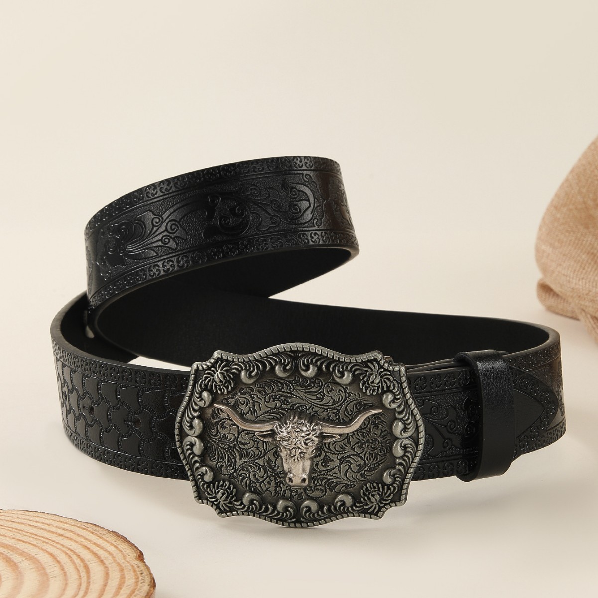 Justin Men's Classic Longhorn Buckle Black Leather Belt