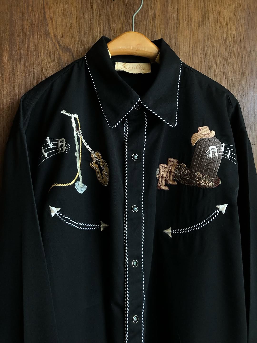 Retro Country Western Embroidered Black Button-Down Shirt