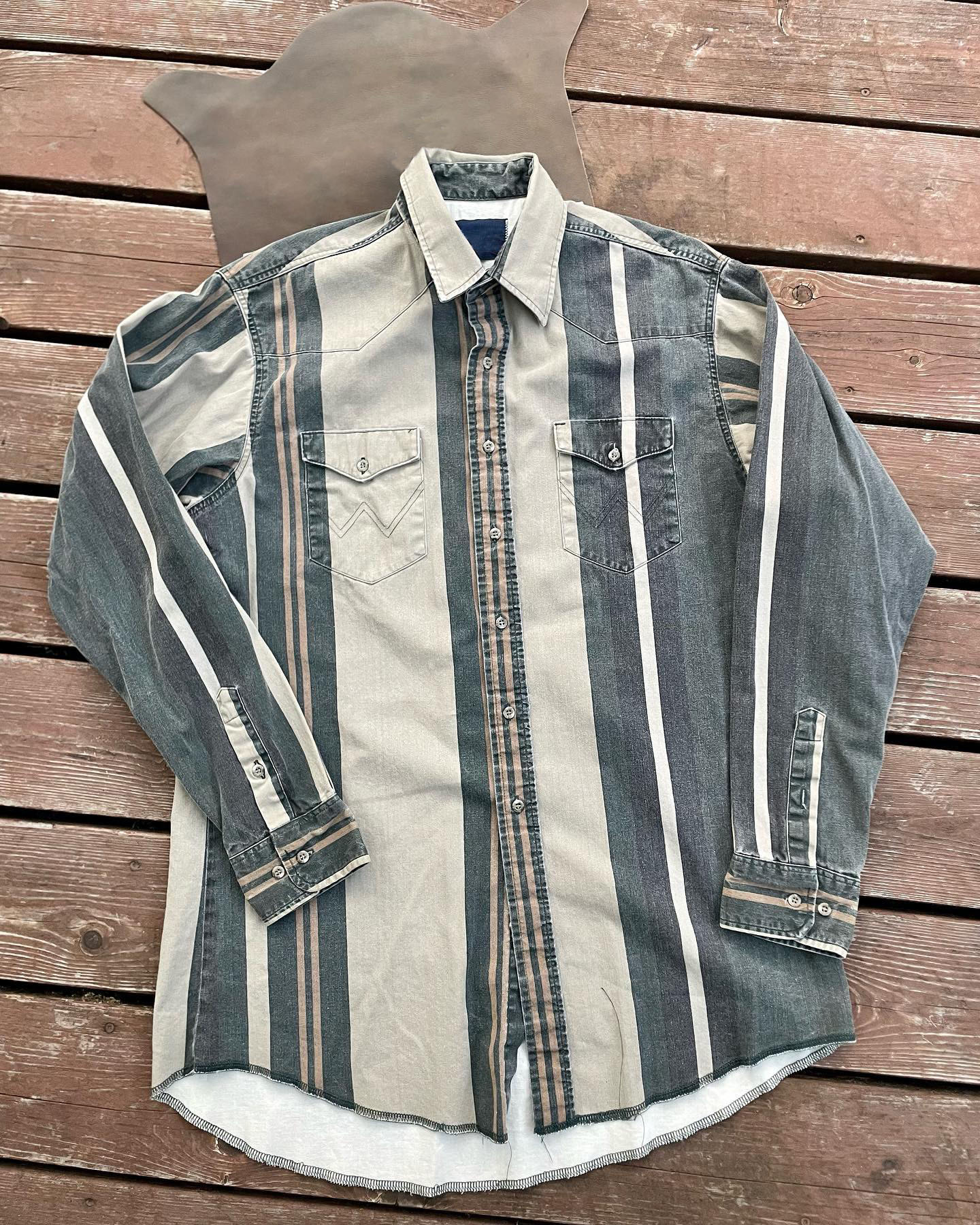 Men's Western Casual Green Striped Shirt