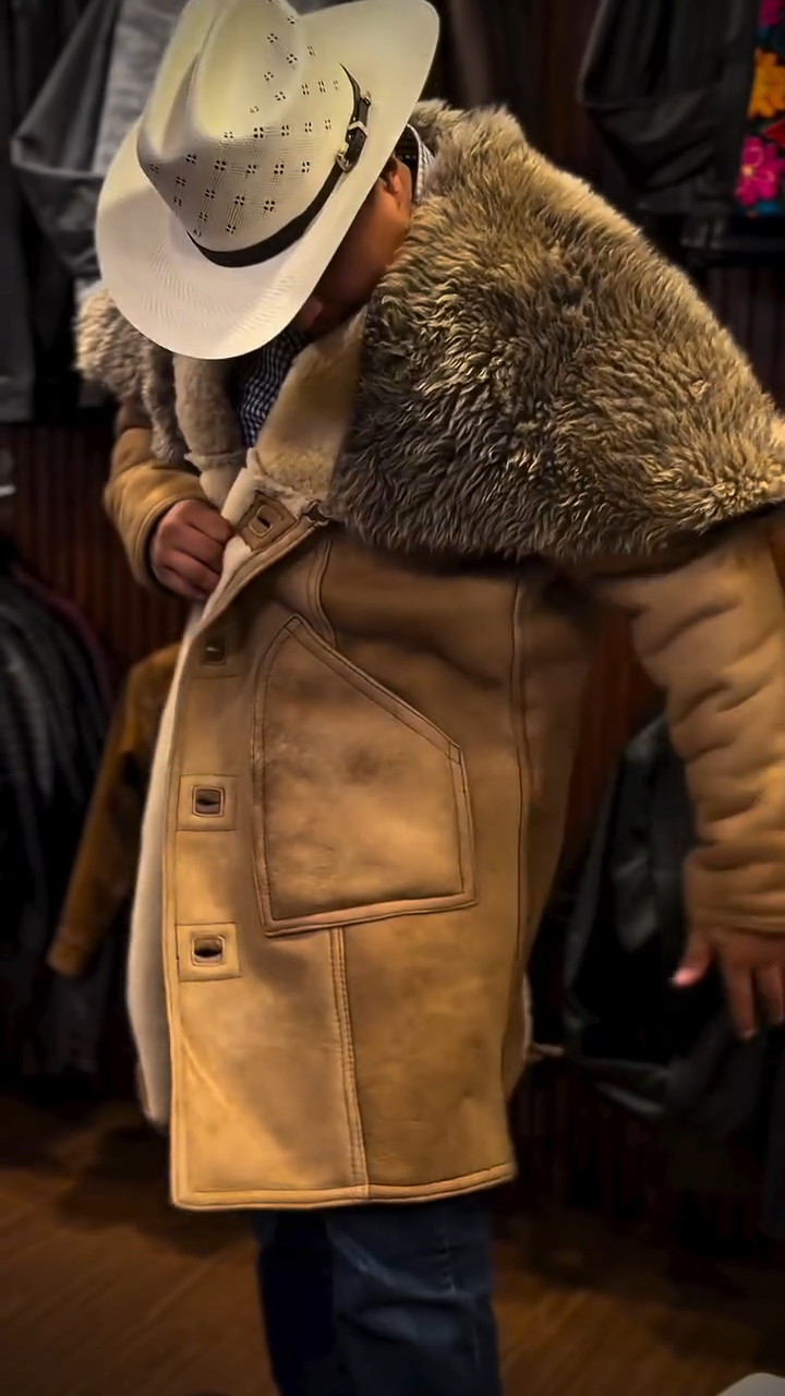 Vintage Shearling Lined Suede Western Coat with Wide Fur Collar