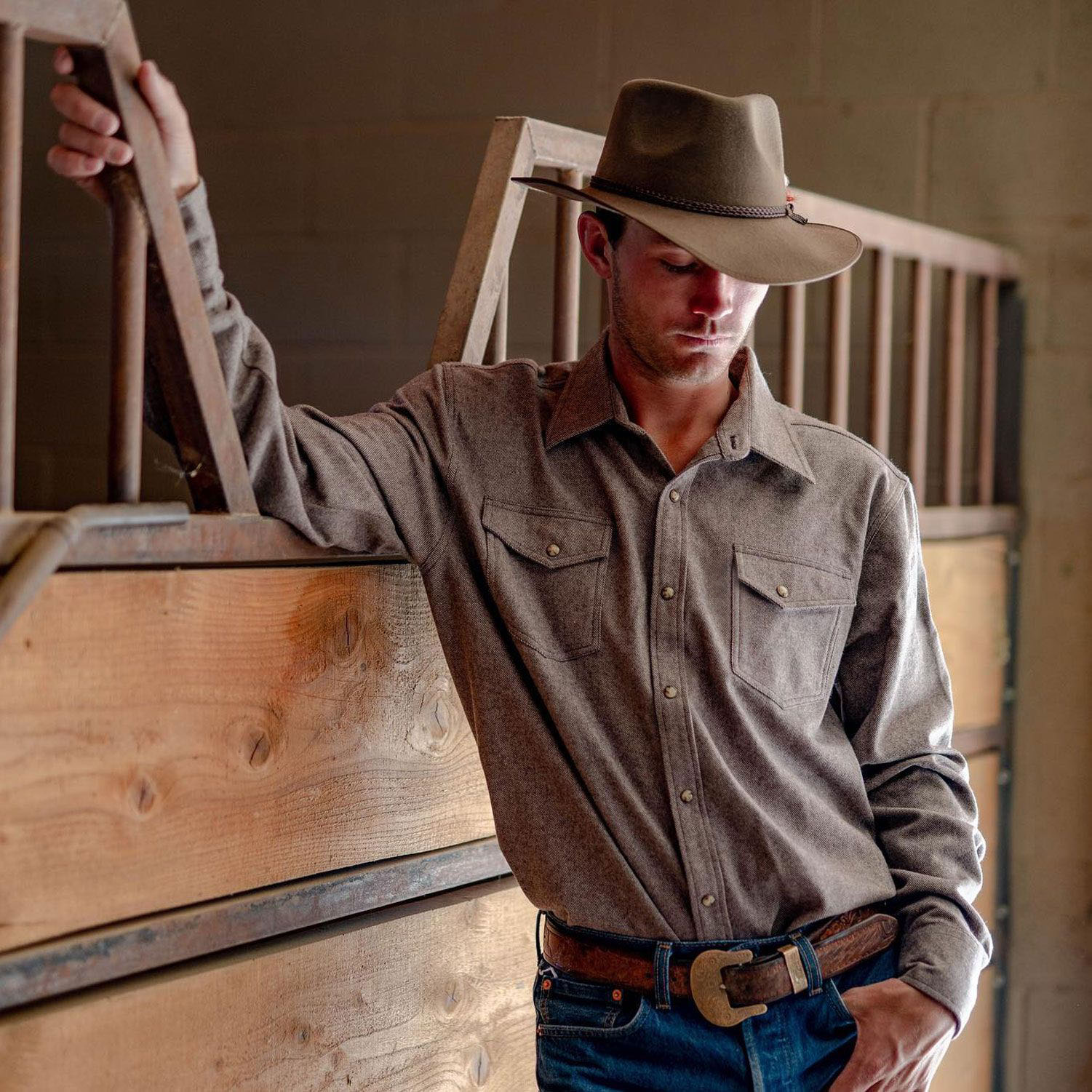 Men's Brown Western Casual Vintage Lapel Long Sleeve Shirt