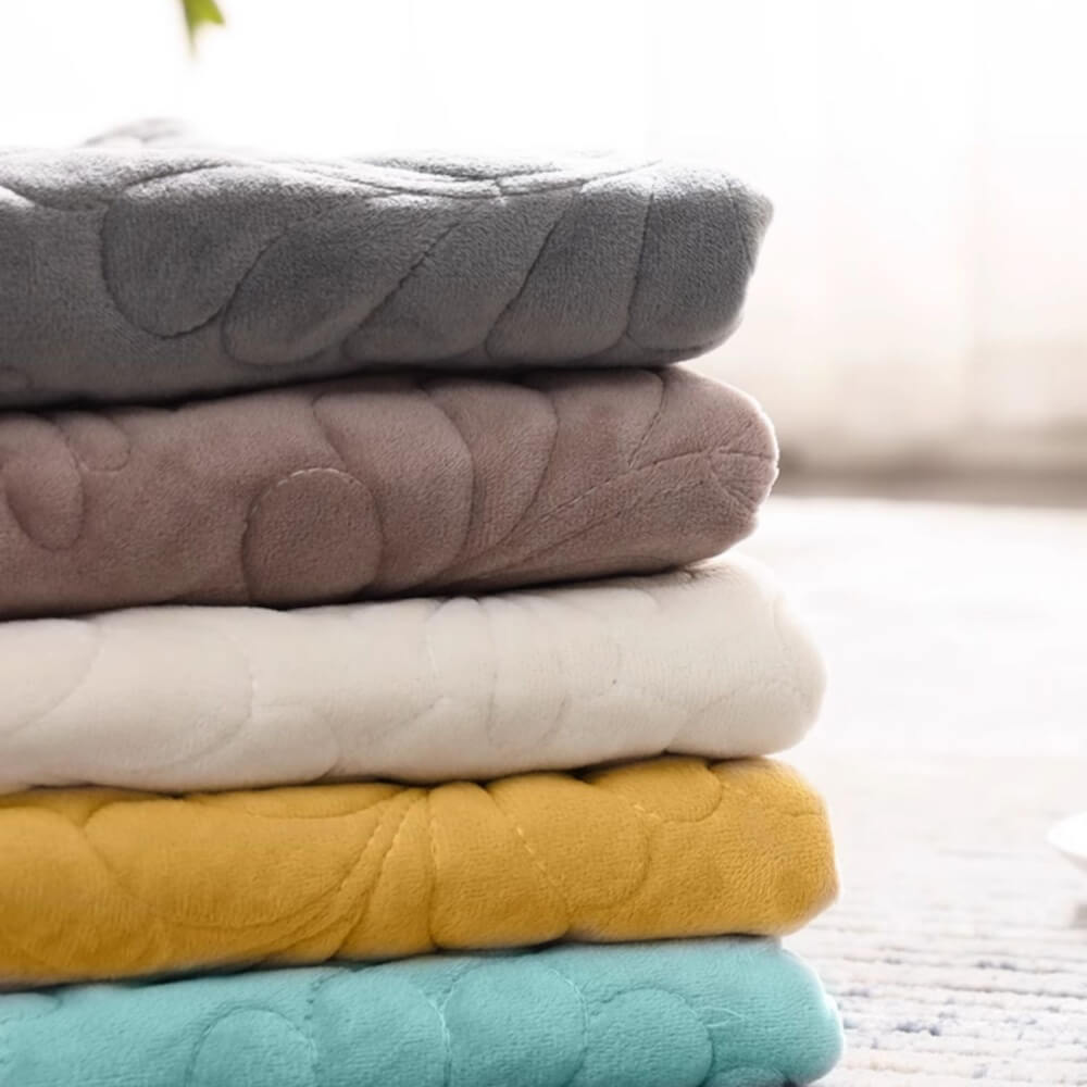 2024 Dutch velvet short plush cushion, suitable for L-shaped sofa cover, non-slip simple thickened section