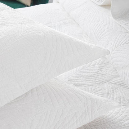 Cotton Bed Cover Set Luxury Three Piece Solid Color Embroidered European Style