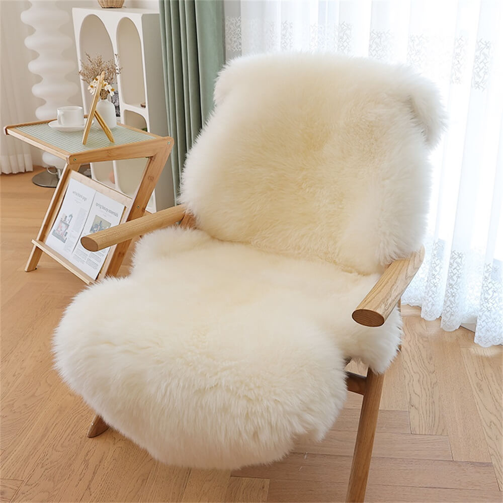 Luxurious Faux Fur Pet-Friendly Chair & Sofa Cover - Ultimate Comfort 
