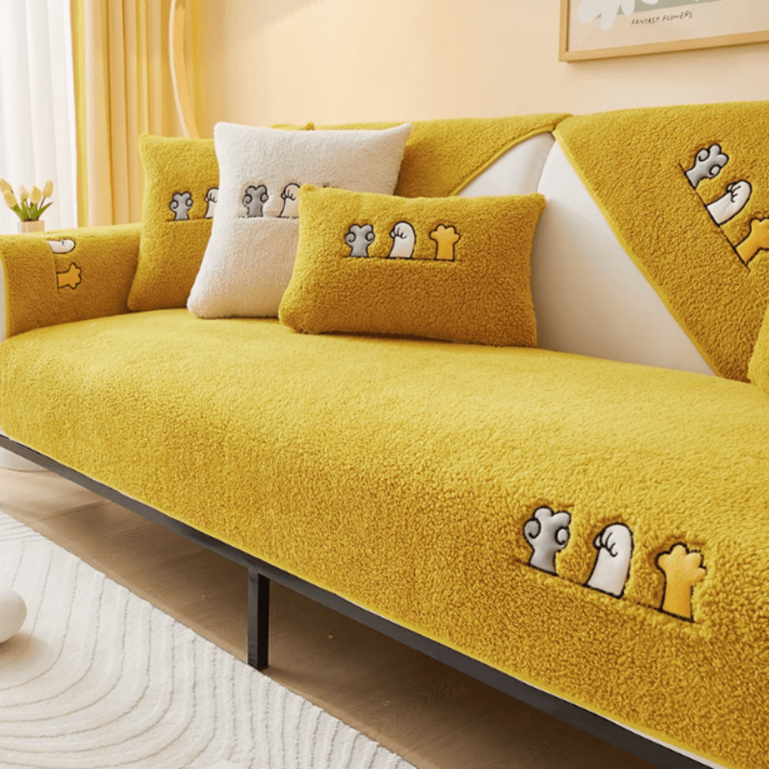 Lovely Cat's Paw Sherpa Fleece Anti-Slip Couch Cover