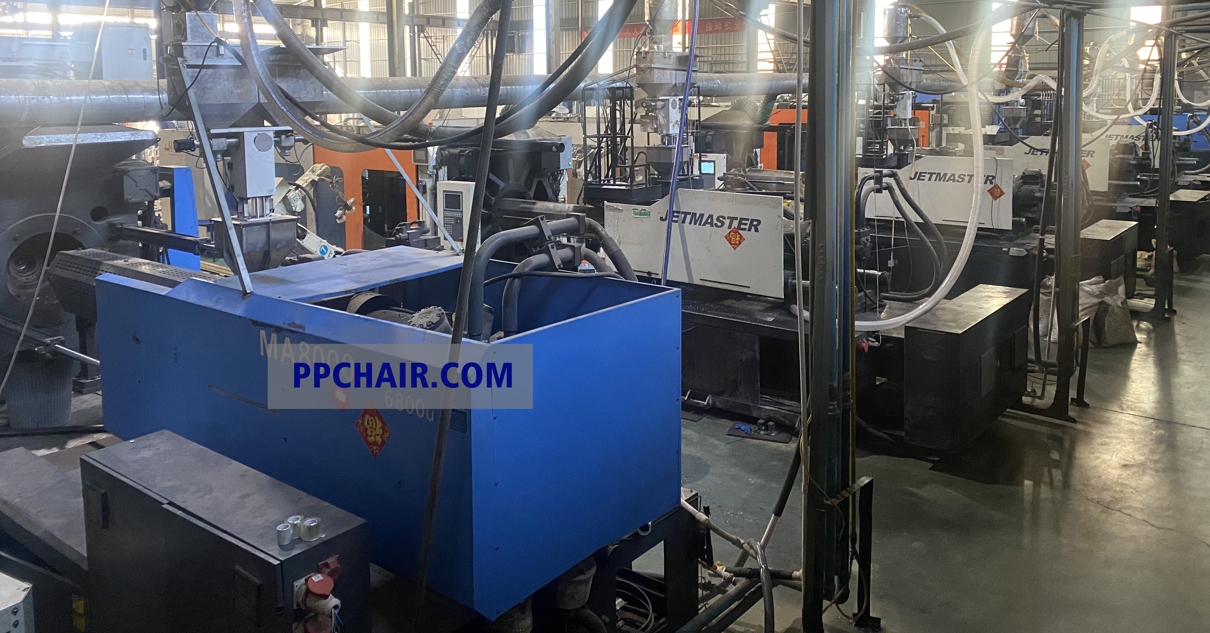 plastic furniture manufacturer