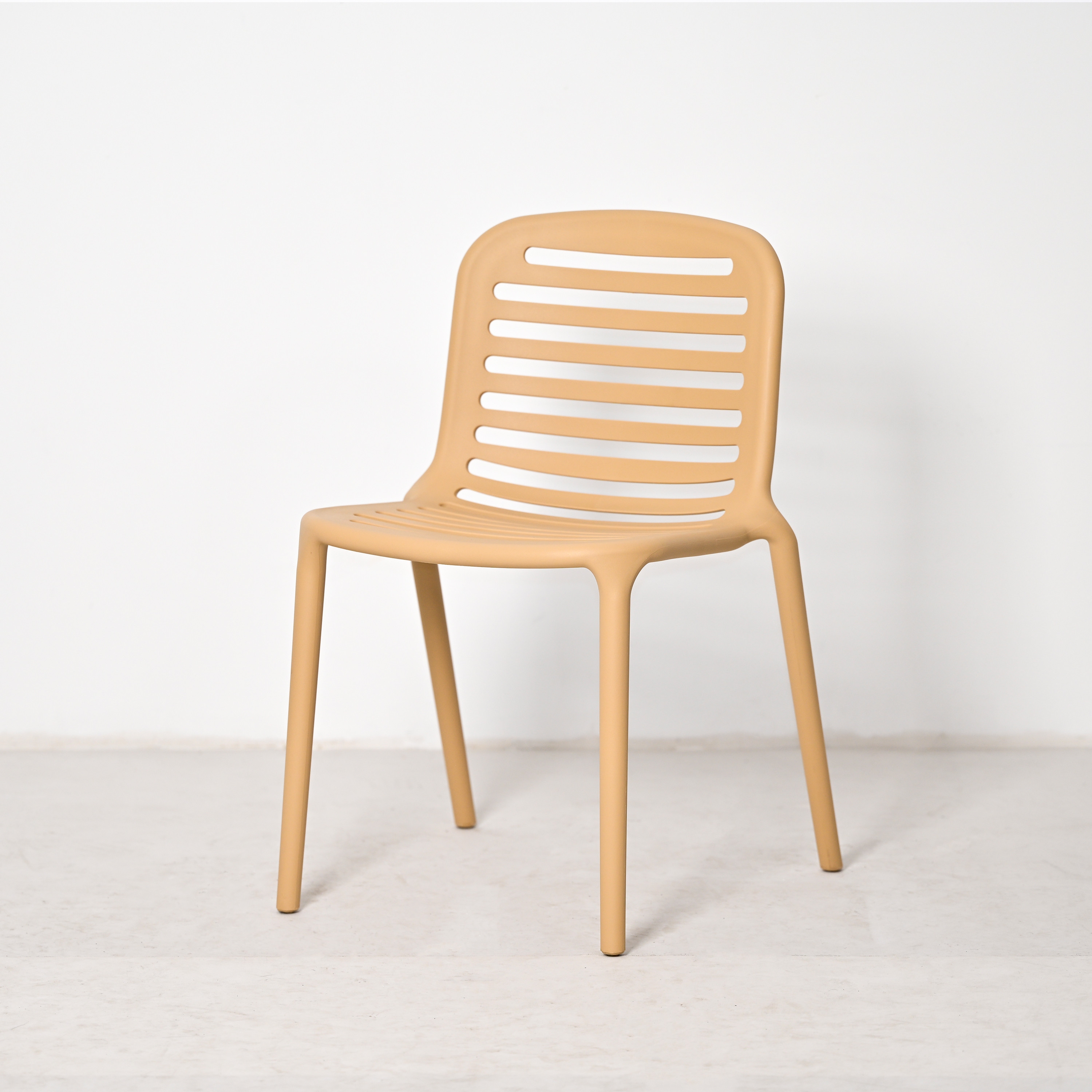 Stackable PP Plastic Chair with Slatted Backrest | Modern Outdoor Dining Chair