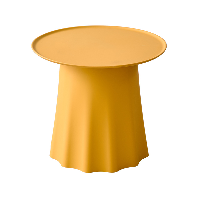 PP Plastic Round Side Table, Wavy Flared Base Accent Table for Hospitality & Outdoor Use