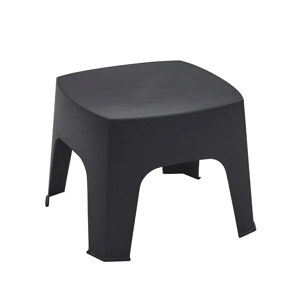 One-Piece Molded Solid PP Side Table Stackable Plastic Leisure End Table for Patio Hotel Resort Wholesale
