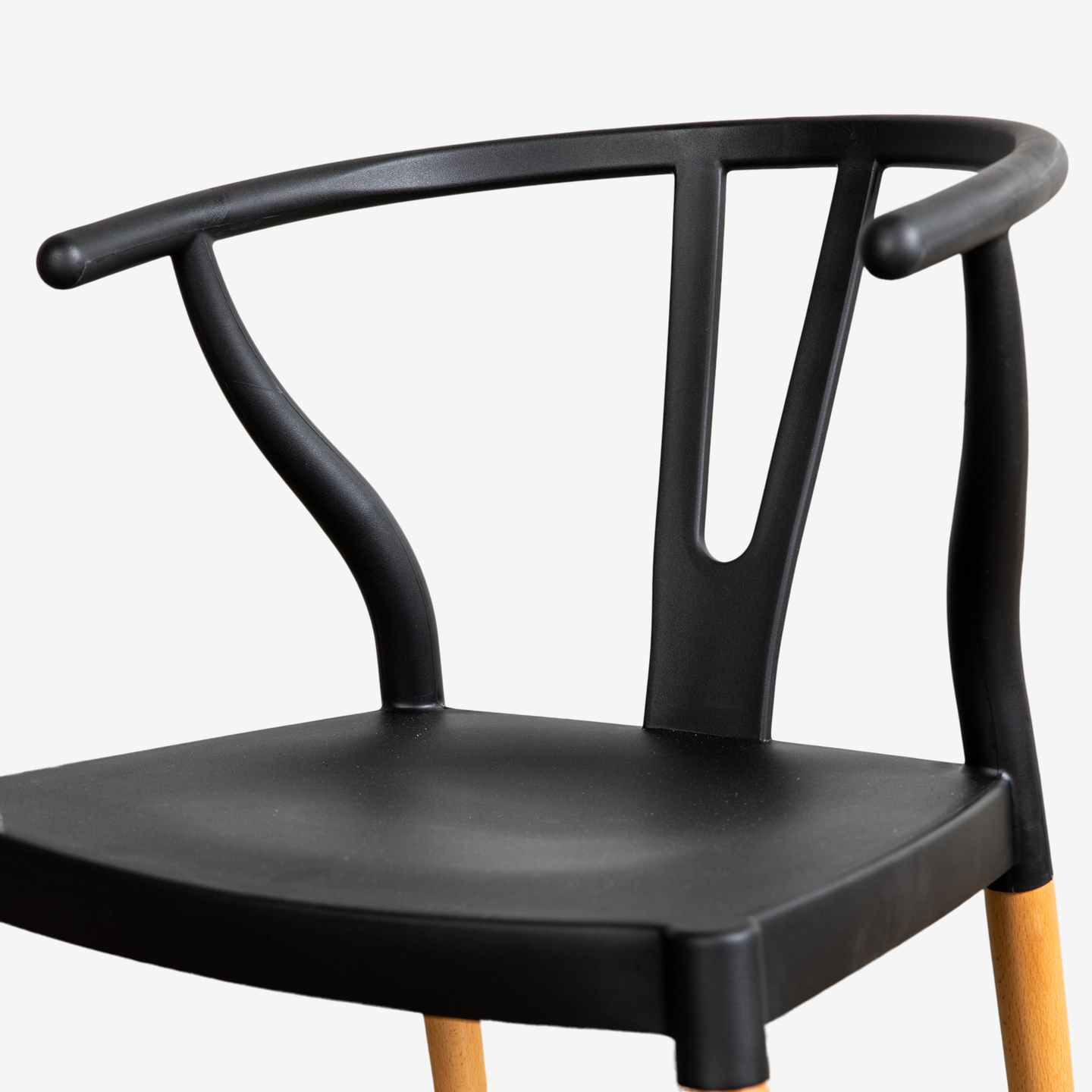 Wishbone Chair Black Seat Wooden Feet-PP Chair