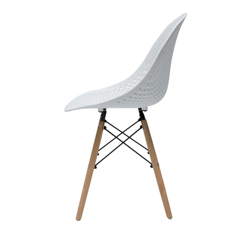 Plastic Side Chair With Eiffel Wood Feet-PP Chair