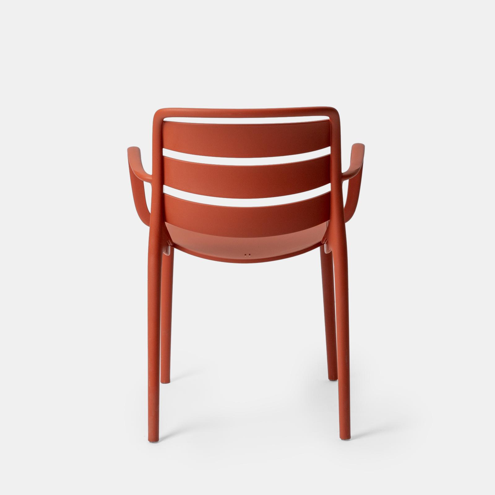 Wholesale Reddish-Brown Plastic Chairs with Armrests - Bulk Orders for Durable, Stylish Seating