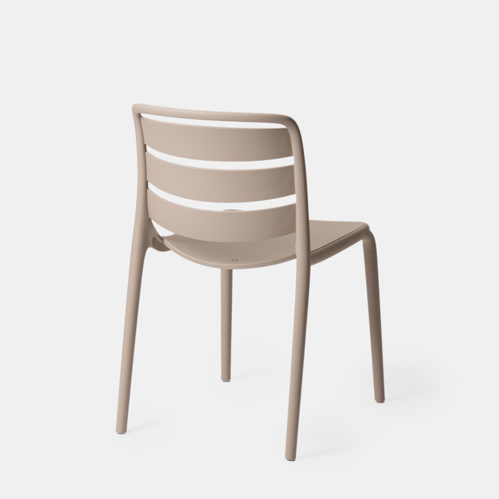 China Export Dark Khaki Armless Plastic Chairs - Heavy-Duty Stackable Polypropylene Dining Chairs for Global Commercial Use-PP Chair