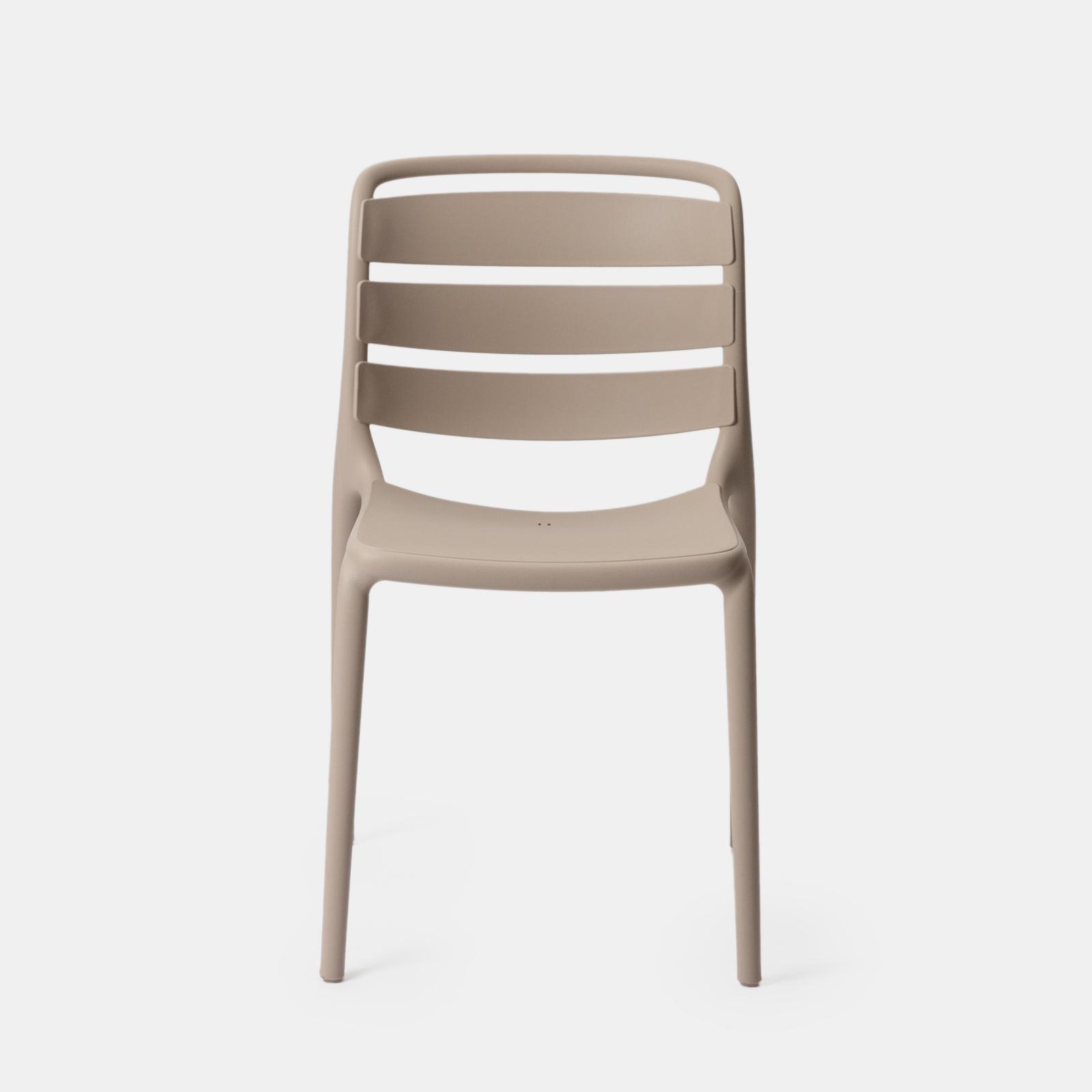 China Export Dark Khaki Armless Plastic Chairs - Heavy-Duty Stackable Polypropylene Dining Chairs for Global Commercial Use-PP Chair