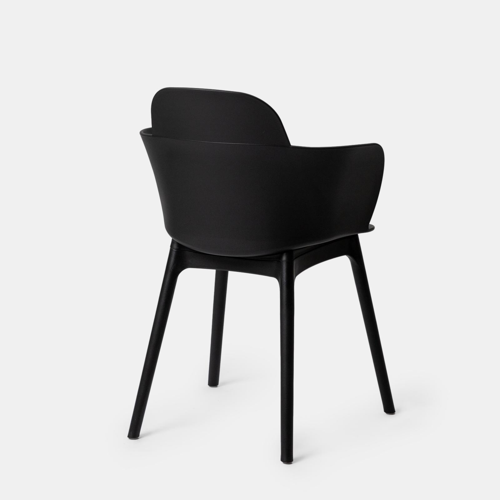 Assembled Structure Black Polypropylene Armchair