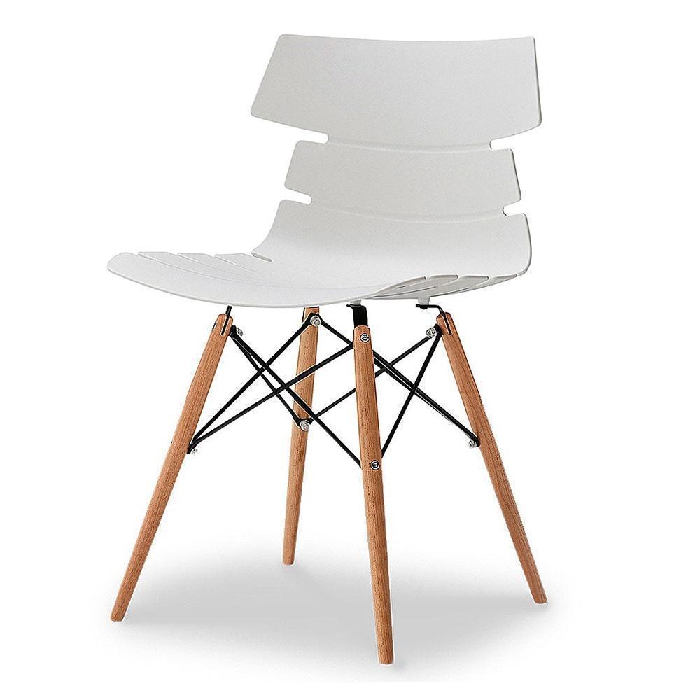 Modern Slatted PP Seat Dining Chair with Wood & Metal Eiffel Legs Commercial Armless Plastic Chair for Cafe Hotel Restaurant Wholesale