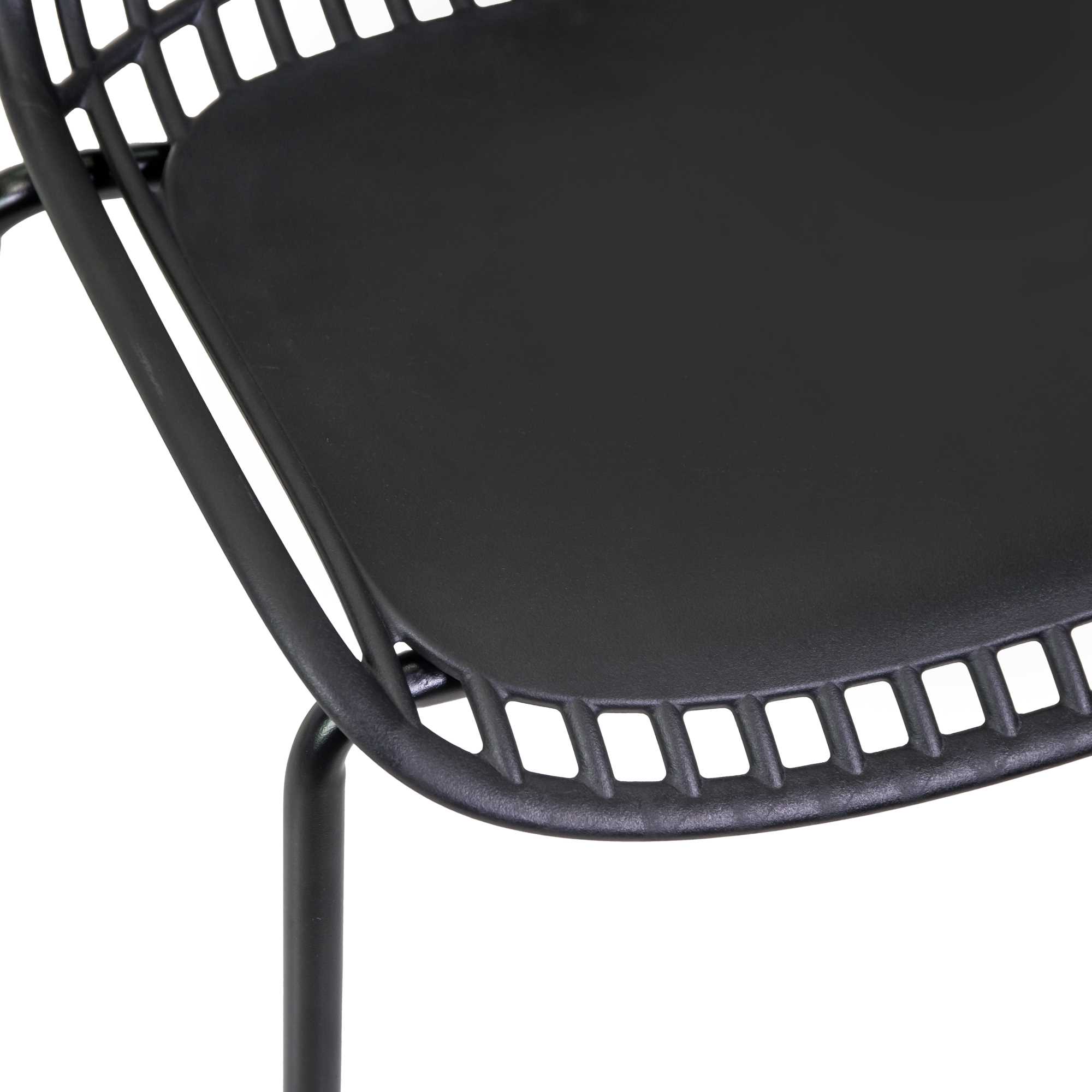 Modern Polypropylene Seat Dining Chair with Powder Coated Metal Legs