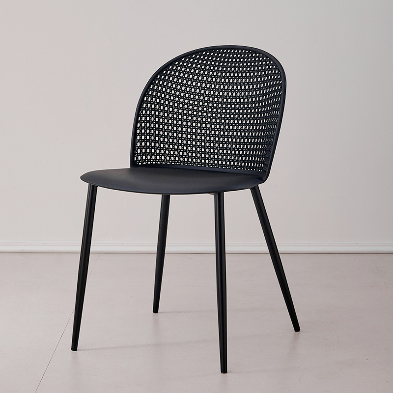 Black plastic chair with iron leg-PP Chair