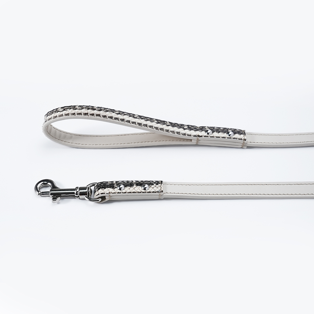 Lake under Himalaya Dog Leash SnakeLeather-PPZEN