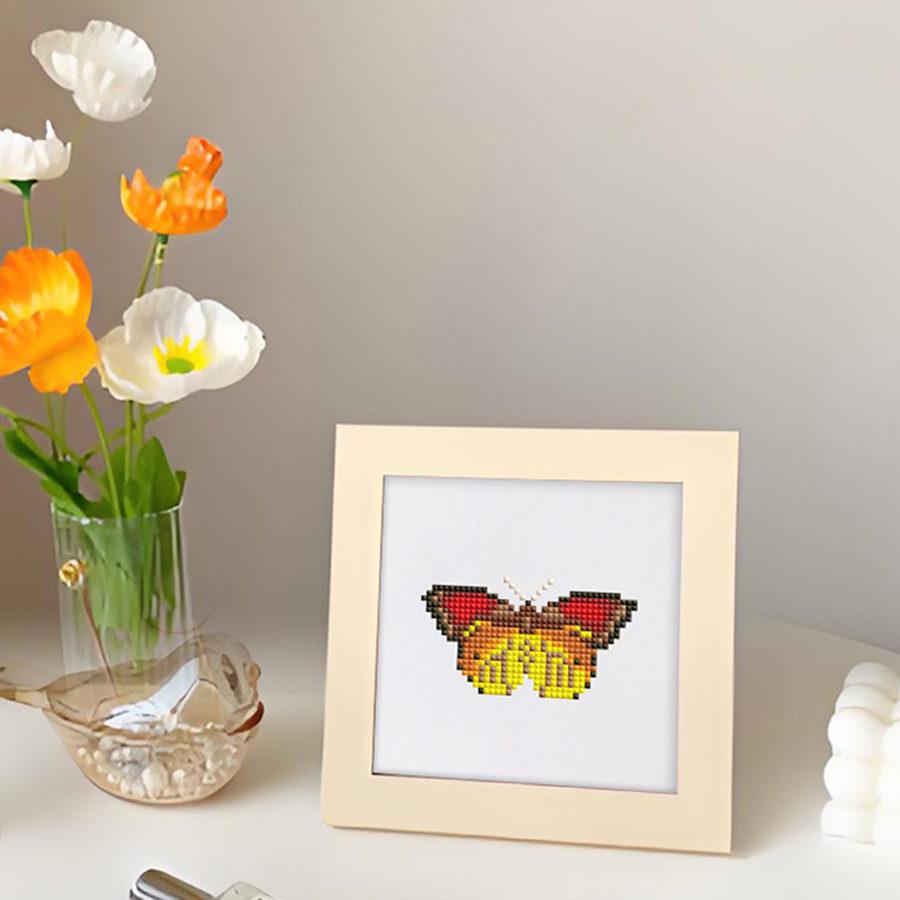 Frameless, mini diamond painting, butterfly creative mini diamond painting on the entrance flower house desktop, creative simple pattern diamond painting, 9 pcs, 5.9 X5.9 inches.