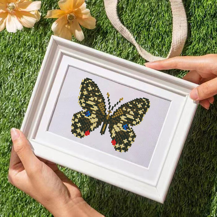 Frameless, mini diamond painting, butterfly creative mini diamond painting on the entrance flower house desktop, creative simple pattern diamond painting, 12pcs, 7 X5.9 inches.